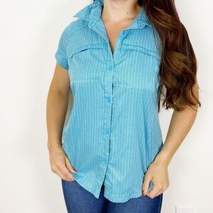 Columbia OMNI SHADE Blue Plaid Button Up Athletic Shirt Casual Sun Protection Lg